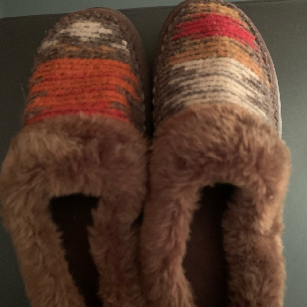 Woolrich women’s slippers size 7